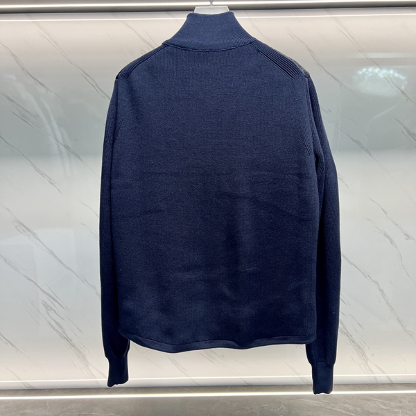 ハイクオリティダウンジャケット素材ディテール